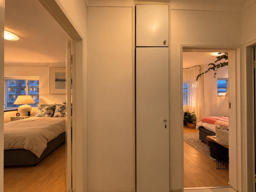 To Let 3 Bedroom Property for Rent in Sea Point Western Cape